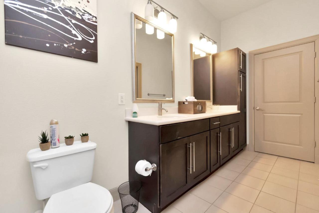 Welcome To The Suite Spot Luxury 1Bedroom Mid-Rise In Suger Land Houston Extérieur photo